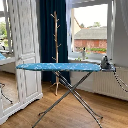 2-Zimmer Zentral In Ferdinandshof, Wlan Modern Eksteriør billede